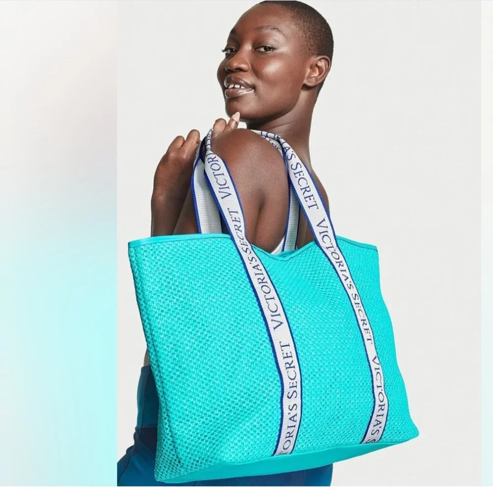 Victoria's Secret Bombshell Isle Crochet Straw Tote Bag Aqua Blue